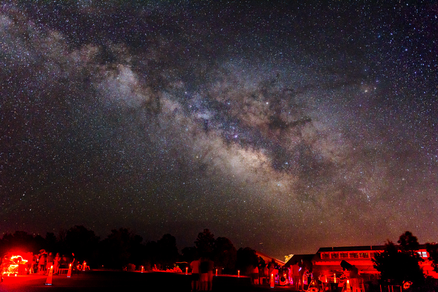 Star Party at the Grand Canyon Visitor Center - Nikon D5300 with Sigma 18-35 1.8